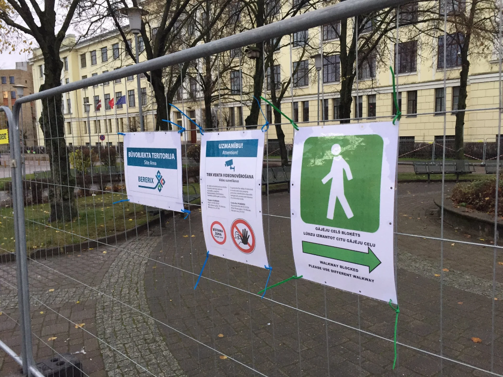 Lāčplēša ielā sākti “Rail Baltica” būvdarbi