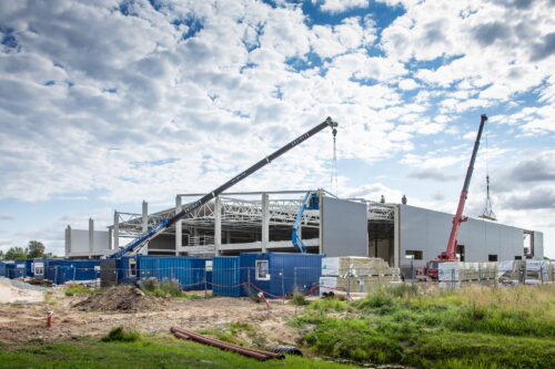 Baltkrievu uzņēmums Ventspils brīvostā veidos polikarbonāta lokšņu ražotni