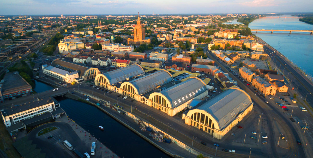 Rīgā vairāk nekā 20 plānotie infrastruktūras projekti nav īstenoti