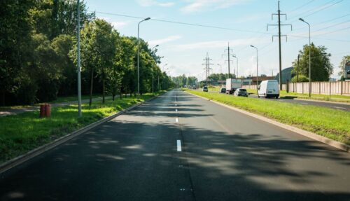 Turpinās asfaltēto ielu seguma atjaunošana Rīgā