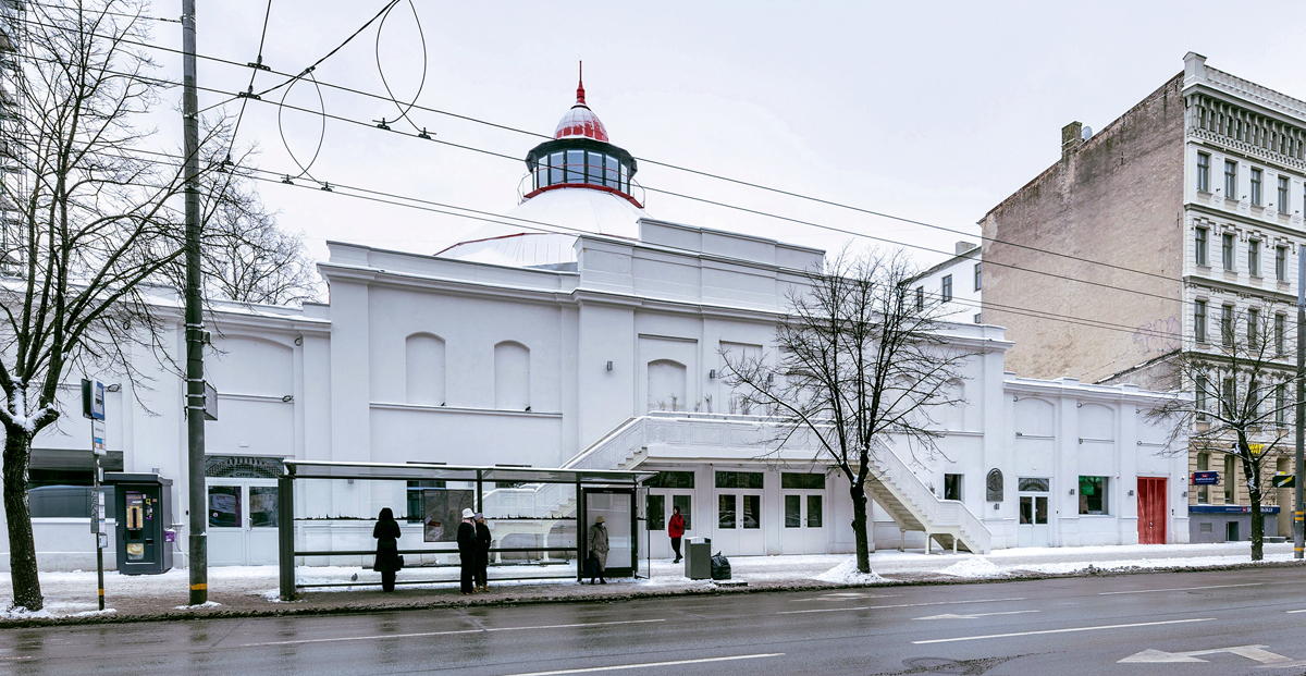 Vēsturiskā cirka ēka atdzimst pamazām