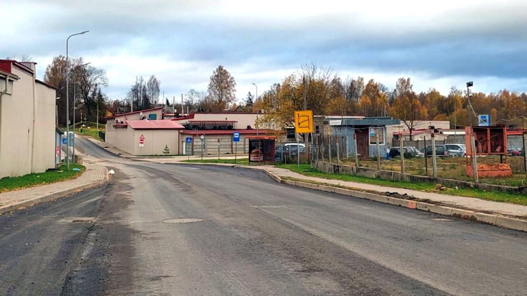 Rekonstruē Rīgas ielu Rēzeknē