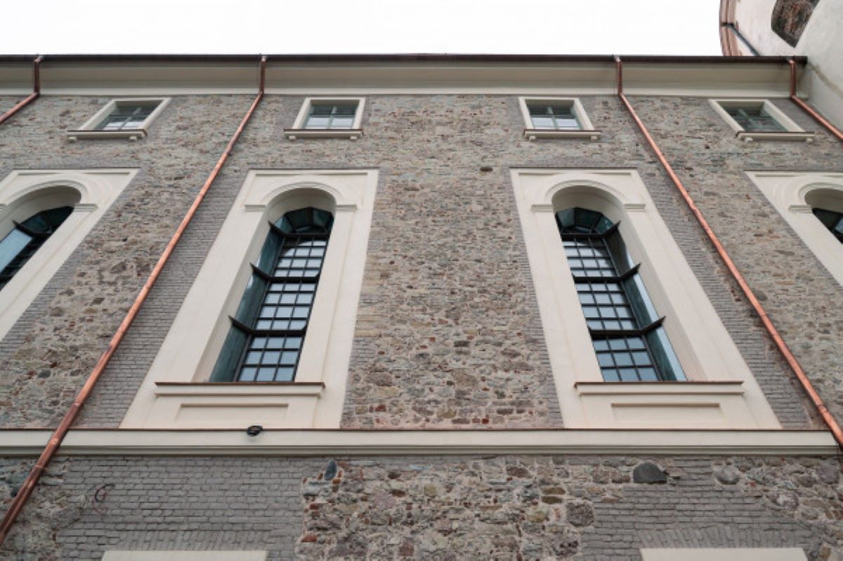 Pabeigti Rīgas pils vēsturiskās fasādes atjaunošanas darbi