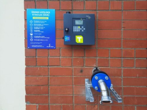 Ierīkotas pašapkalpošanās dzeramā ūdens uzpildes stacijas