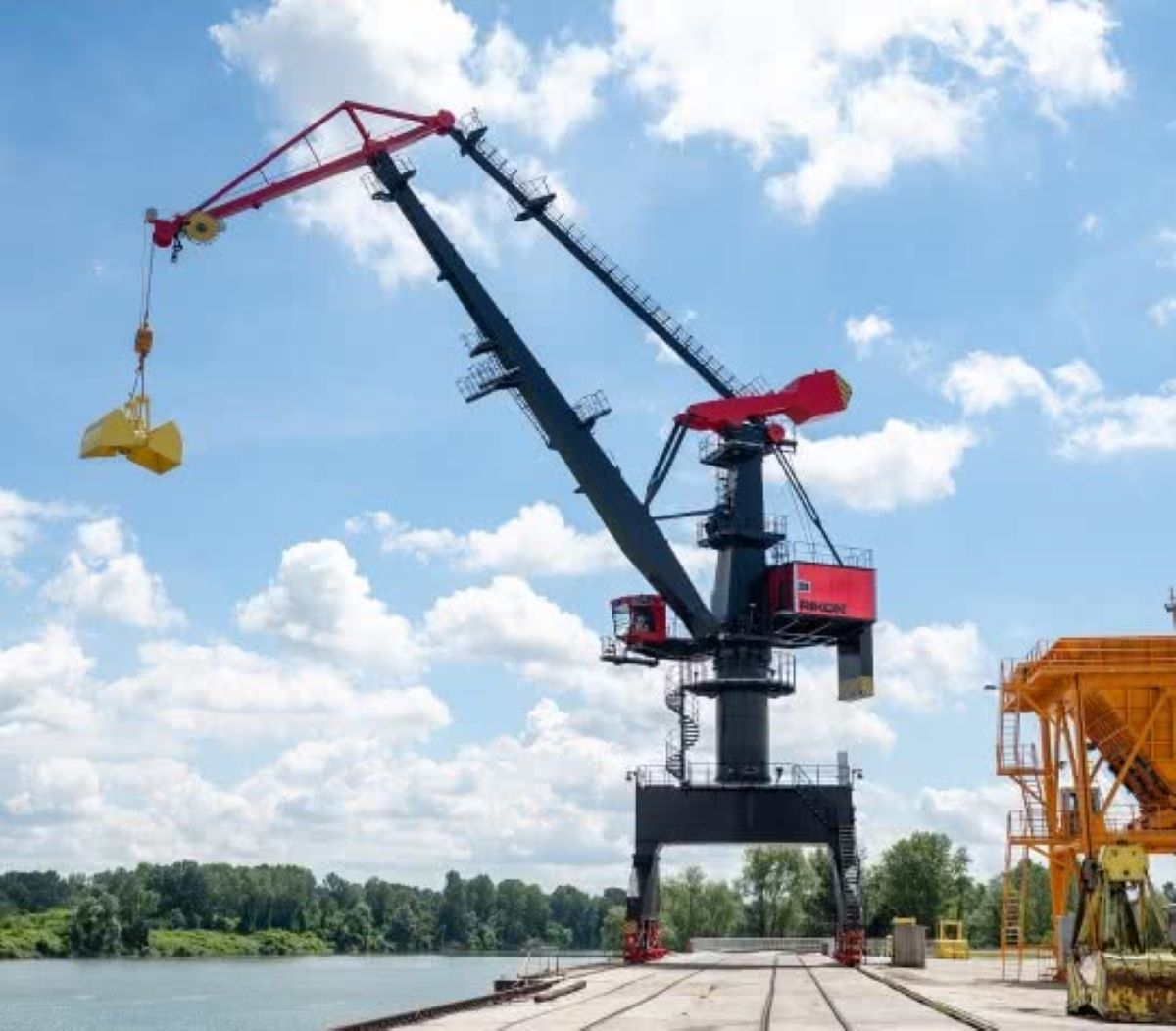 Portālceltņu izgatavotājs “Rikon” pabeidzis projektu Bosnijā un Hercegovinā