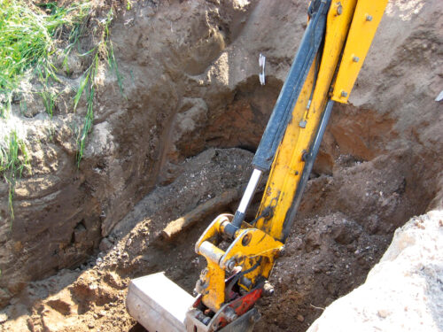 Darbi elektrotīkla tuvumā ir jāsaskaņo