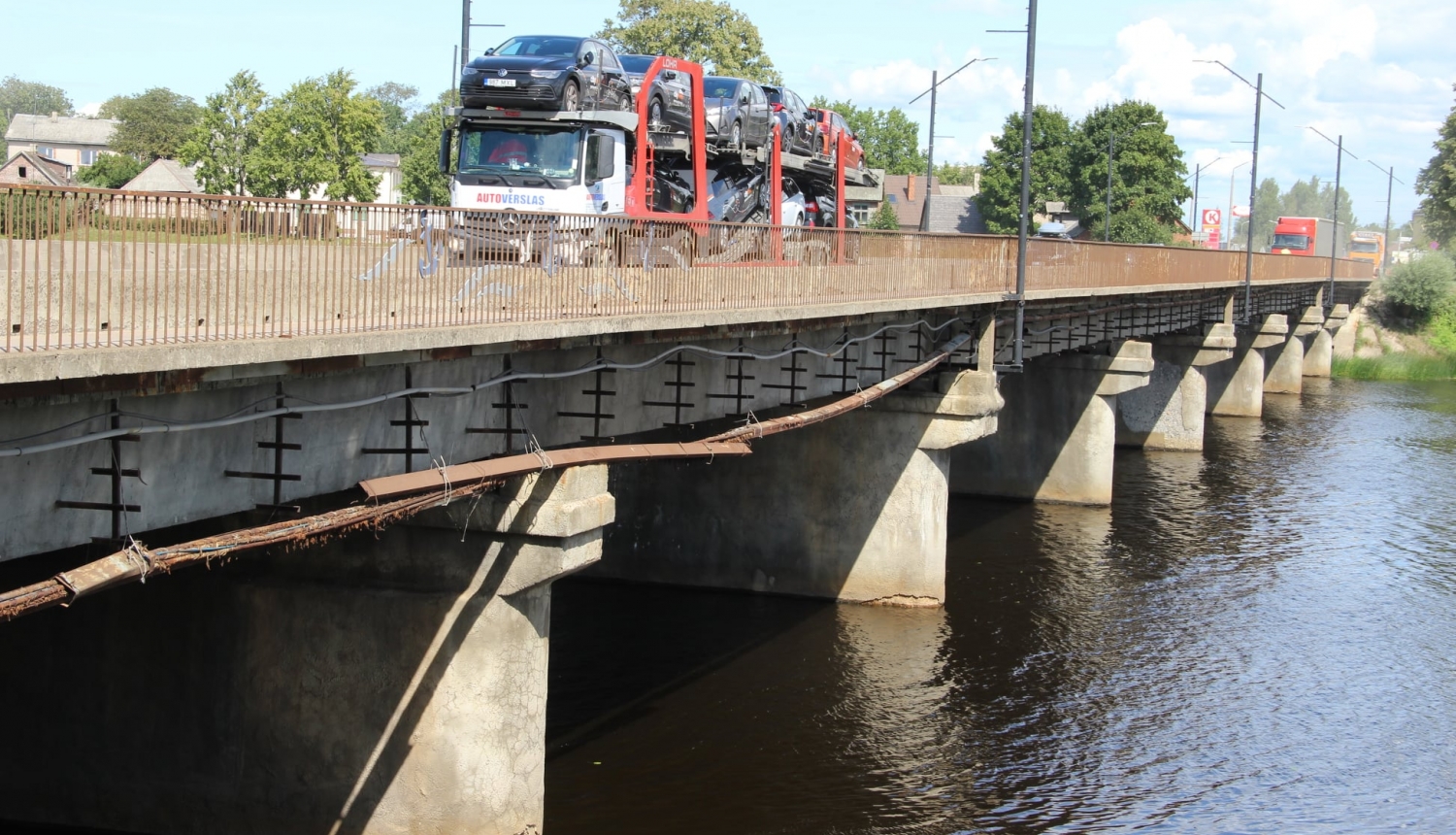 Atbalsta Salacgrīvas tilta pārņemšanu valsts īpašumā būvniecības īstenošanai