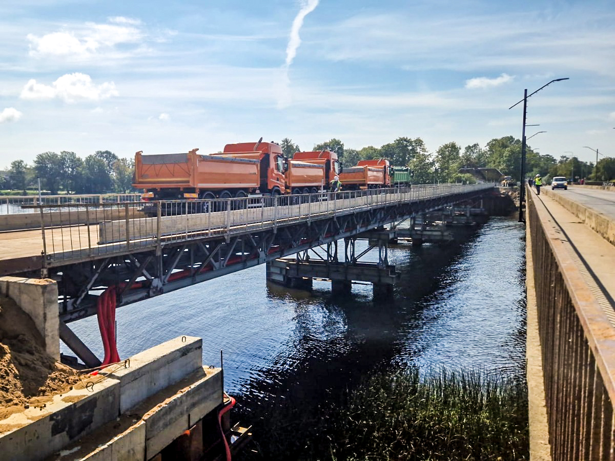 Salacgrīvā satiksmi pārslēgs uz pagaidu tiltu pār Salacu