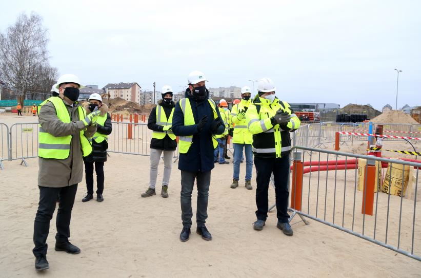 Salaspilī ielikts pamatakmens jaunam bērnudārzam