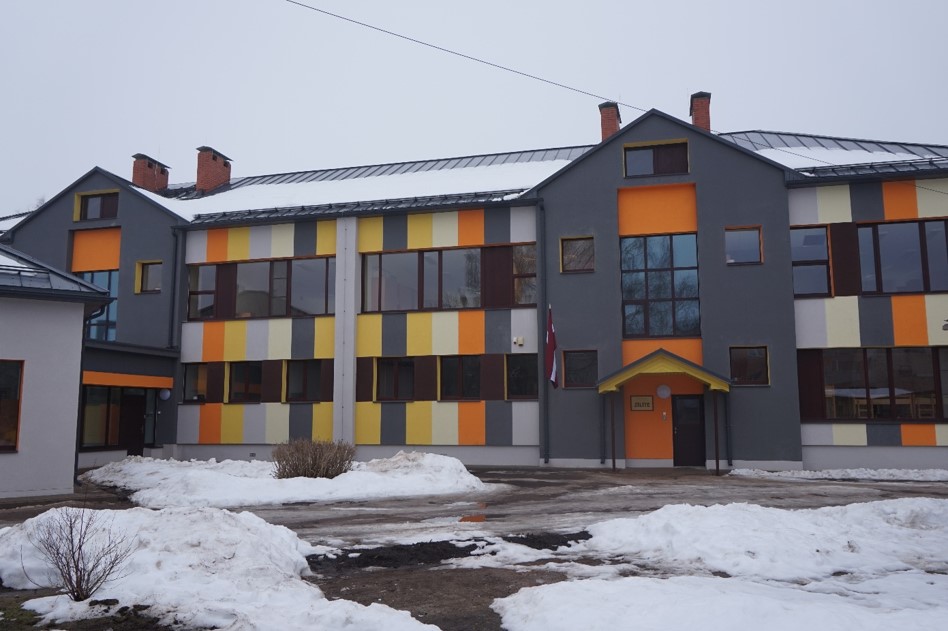 Pēc rekonstrukcijas atklāta bērnudārza ēka Saldū