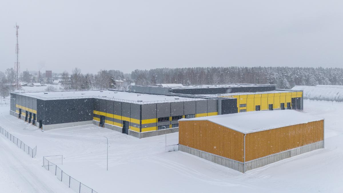 Ekspluatācijā nodots vērienīgs stādu šķirošanas un apstrādes komplekss