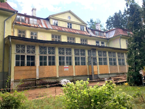 Sākta bijušās sanatorijas 