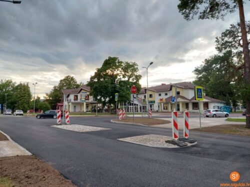 Siguldā uzlabo gājēju drošību