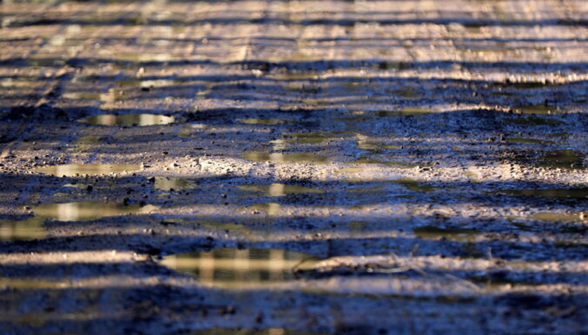 Rīgas ielās ar grants segumu var sākties šķīdonis