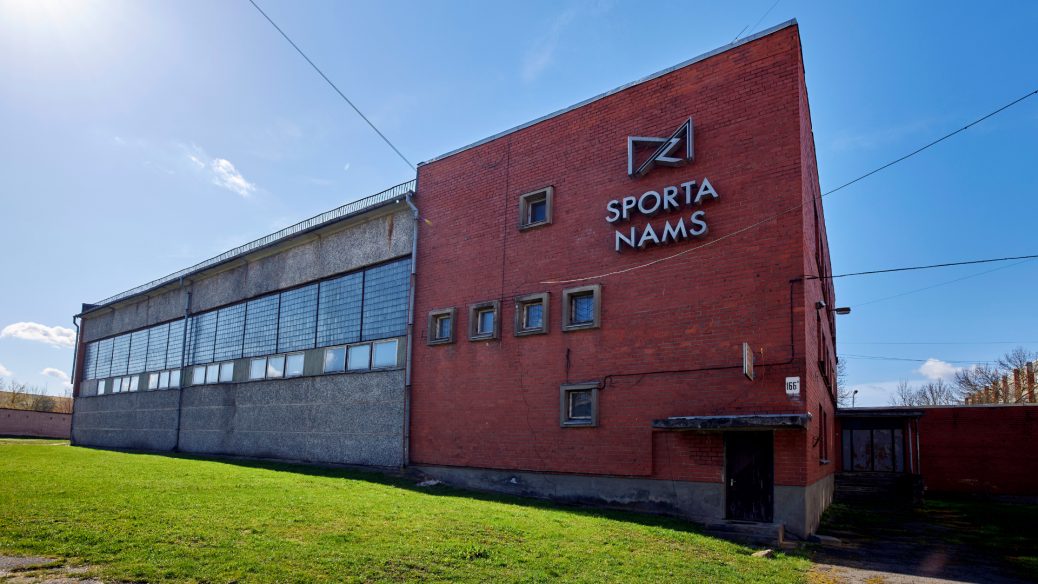 Rēzeknē atjaunos sporta centru “Celtnieks”