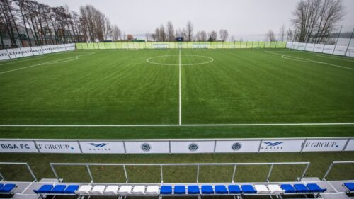 Mežaparkā noslēgta stadiona būvniecība