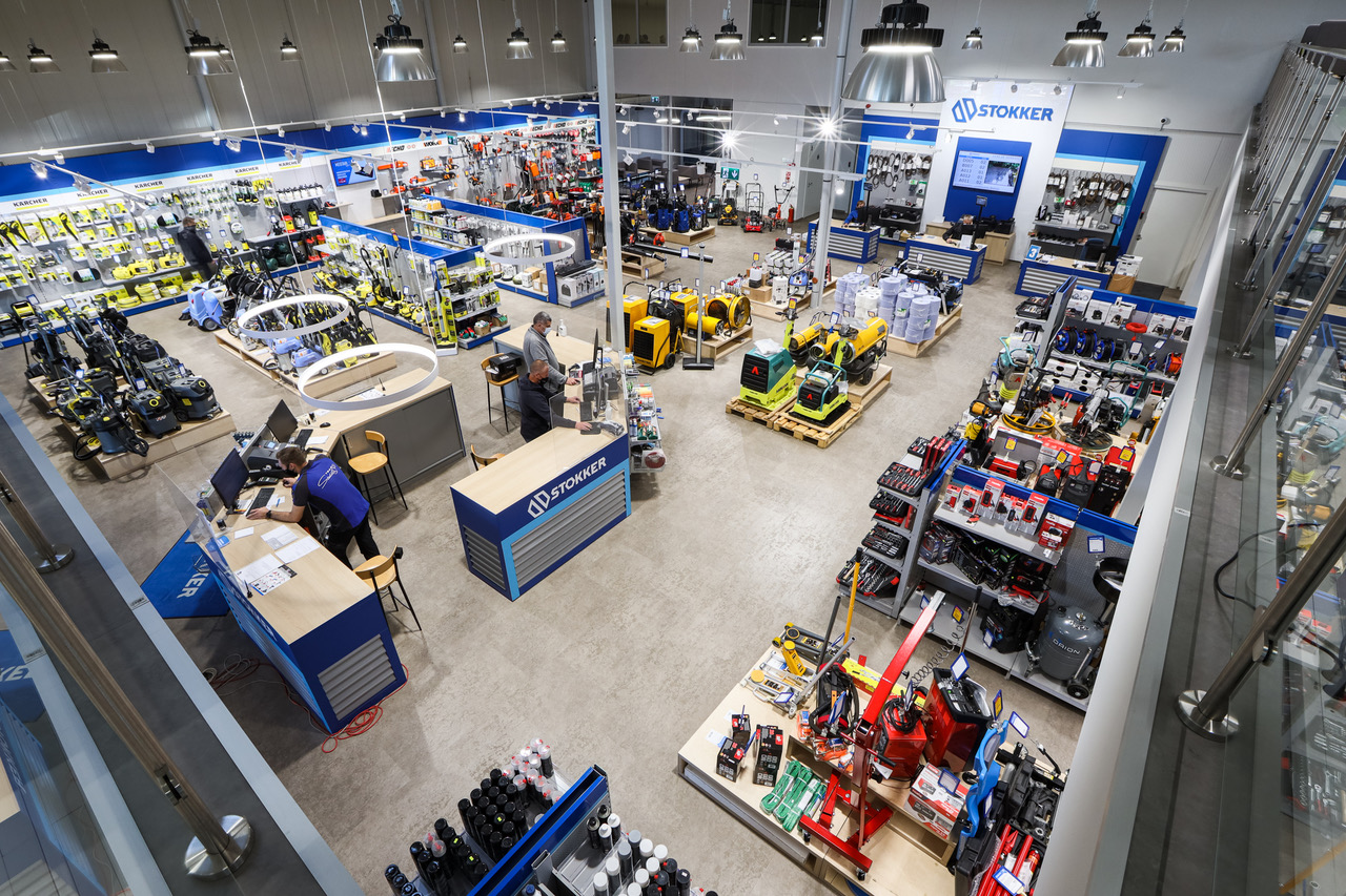 Investējot vienu miljonu eiro, paplašināts “Stokker” centrs