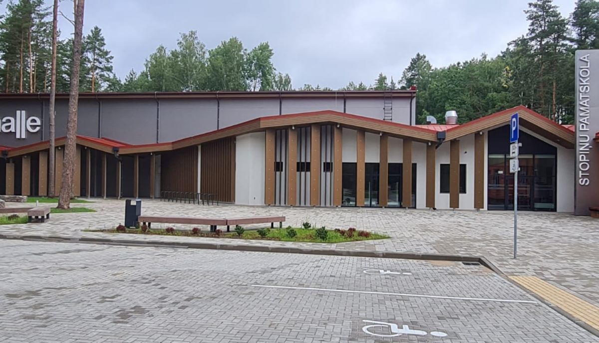 Atklāta Stopiņu pamatskolas jaunā piebūve