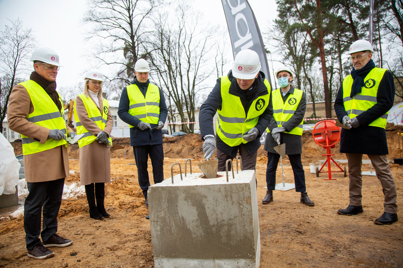 Liek pamatus Bērnu un jauniešu psihiskās veselības centram