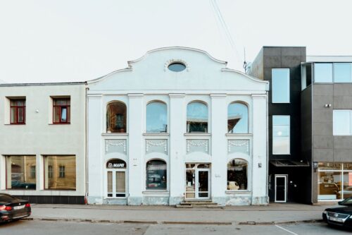 Izsludināta pieteikšanās divām nekustamā īpašuma izsolēm Rīgā