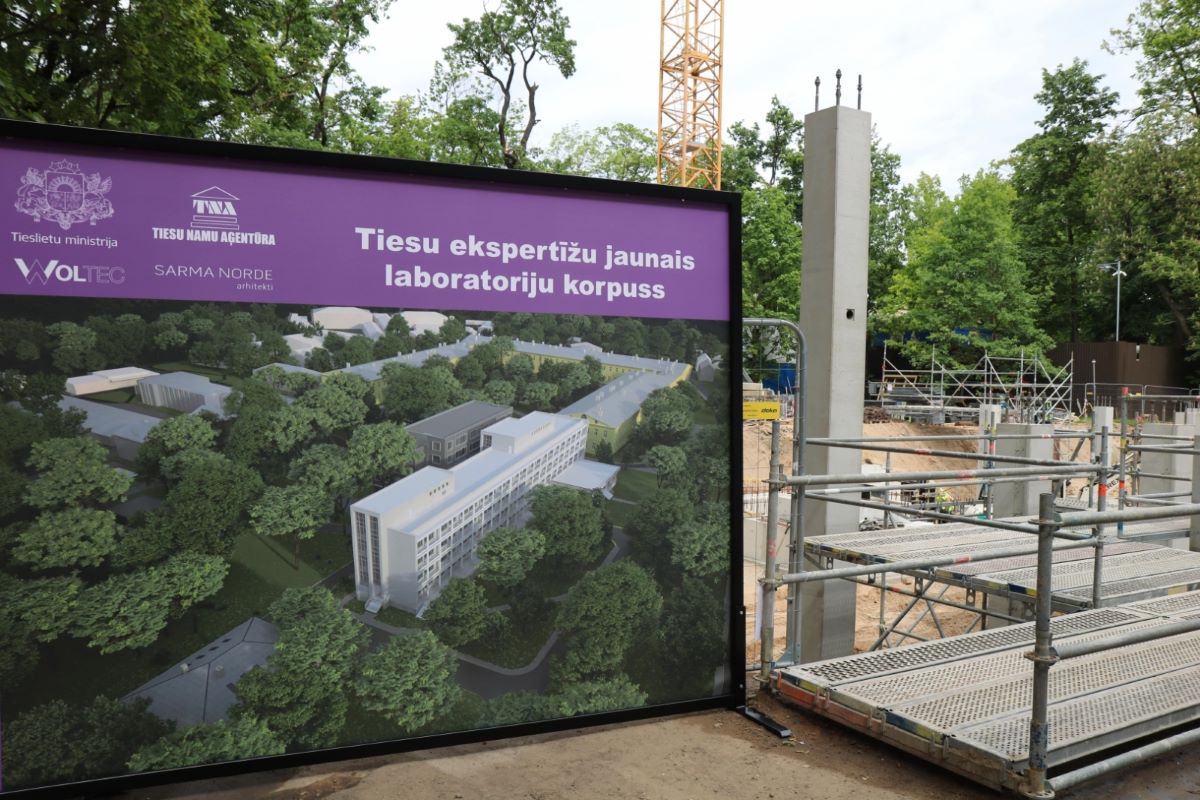 Iemūrēta kapsula Vienotā tiesu ekspertīžu centra  laboratoriju ēkas pamatos