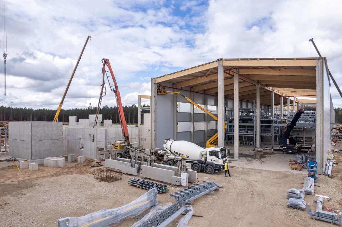 Iegulda apjomīgas investīcijas “Transportbetons MB” attīstībā