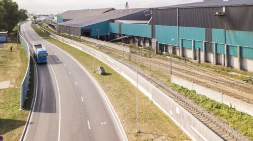 Liepājas ostā plāno pabeigt auto pievedceļa prettrokšņu sienas izbūvi