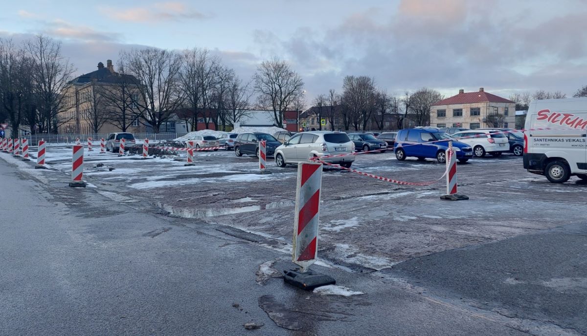 Labiekārtos Tukuma tirgus stāvlaukumu