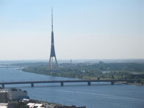 Sākta būvnieku atlase Rīgas radio un televīzijas torņa pārbūves īstenošanai