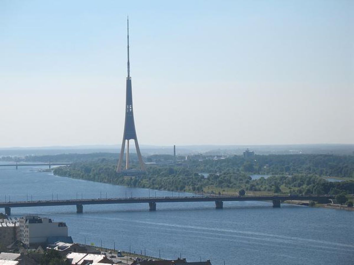 Sākta būvnieku atlase Rīgas radio un televīzijas torņa pārbūves īstenošanai