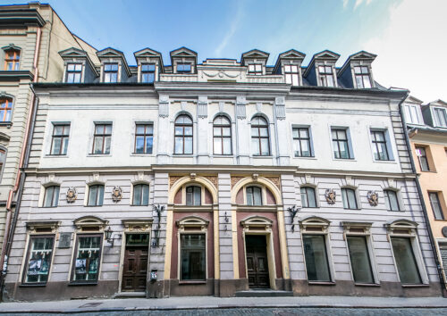 Vecrīgā turpinās Vāgnera nama atjaunošanas darbi