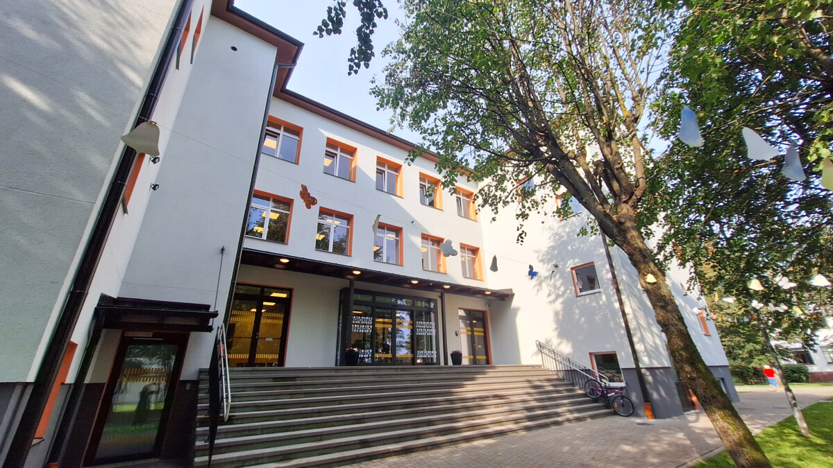 Noslēgušies apjomīgi remontdarbi Rīgas Valdorfskolā