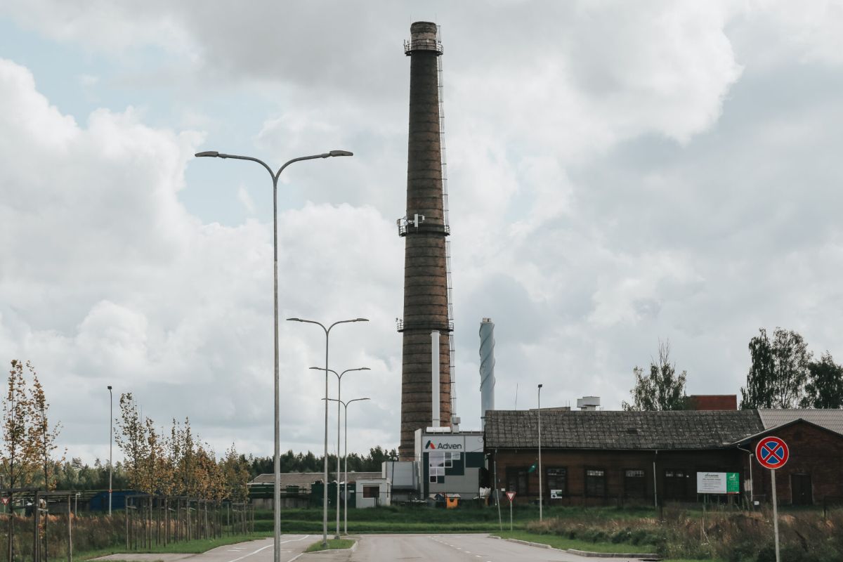 AS “Valmieras Enerģija” investē gaisa piesārņojuma mazināšanā