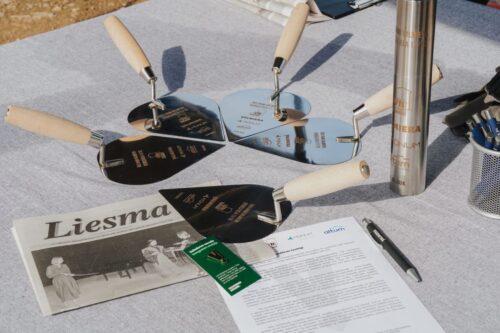 Iemūrēta kapsula topošo Valmieras zemas īres maksas dzīvojamo māju pamatos