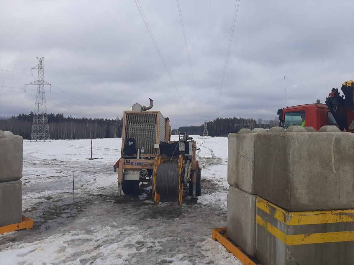 Noslēgumam tuvojas elektropārvades līnijas Valmiera-Tsirgulīna izbūve