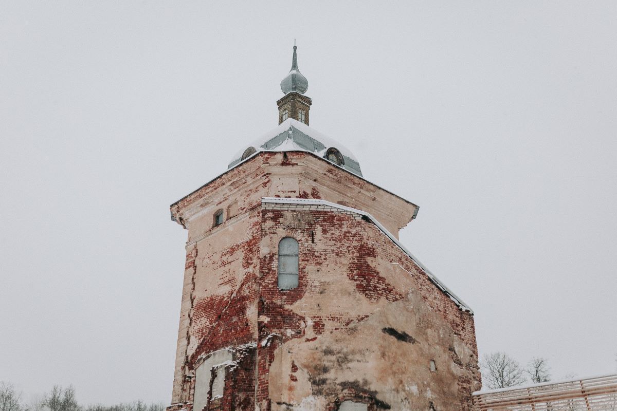 Veikta arhitektoniski mākslinieciskā izpēte Valmiermuižas tornim