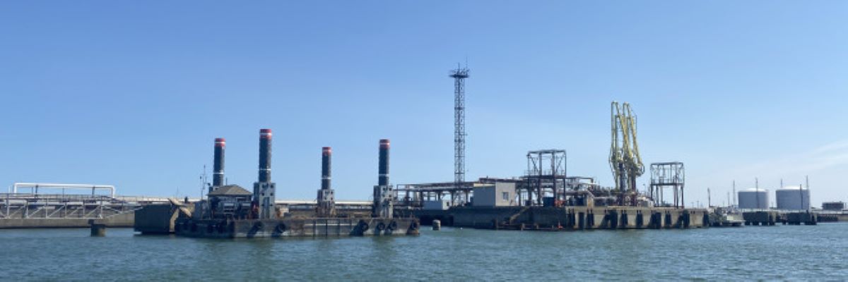 Ventspils ostā atjauno piestātni lejamkravu un ķīmisko kravu pārkraušanā