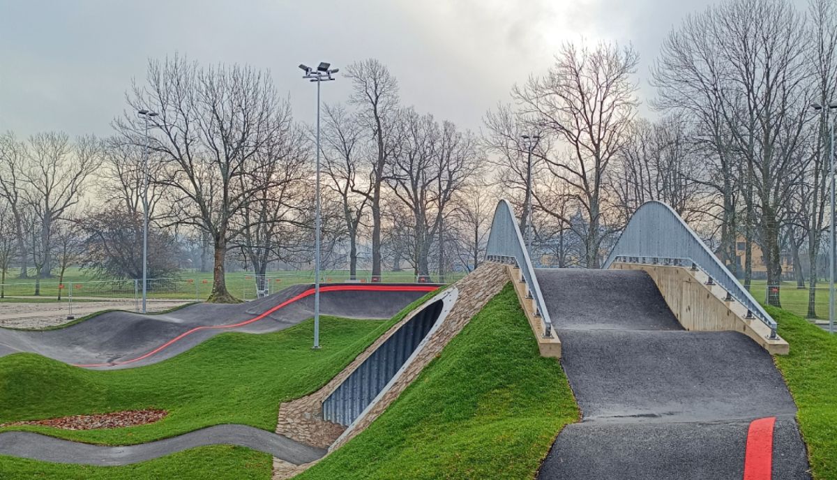 Ventspilī, Reņķa dārza teritorijā, izbūvēts jauns veloparks