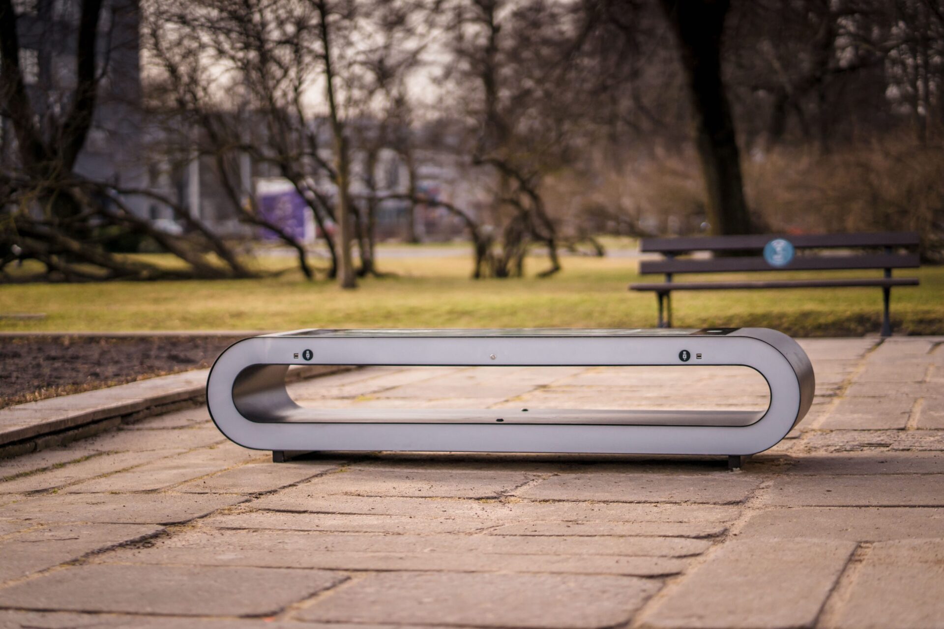 Liepājā testēs mobilo uzlādes staciju – viedo parka solu