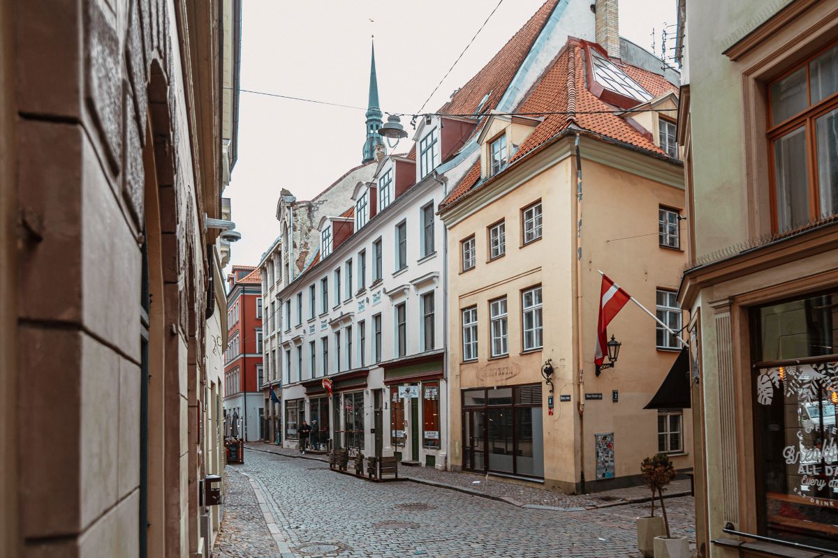 Veiksmīgi noslēgusies izsole īpašumam Vecrīgā, Mazajā Monētu ielā