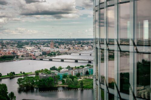 NĪAA atzinīgi novērtē 