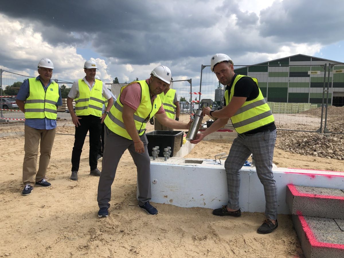 Sākta “ZAZA TIMBER Production” rūpnīcas jaunā korpusa būvniecība