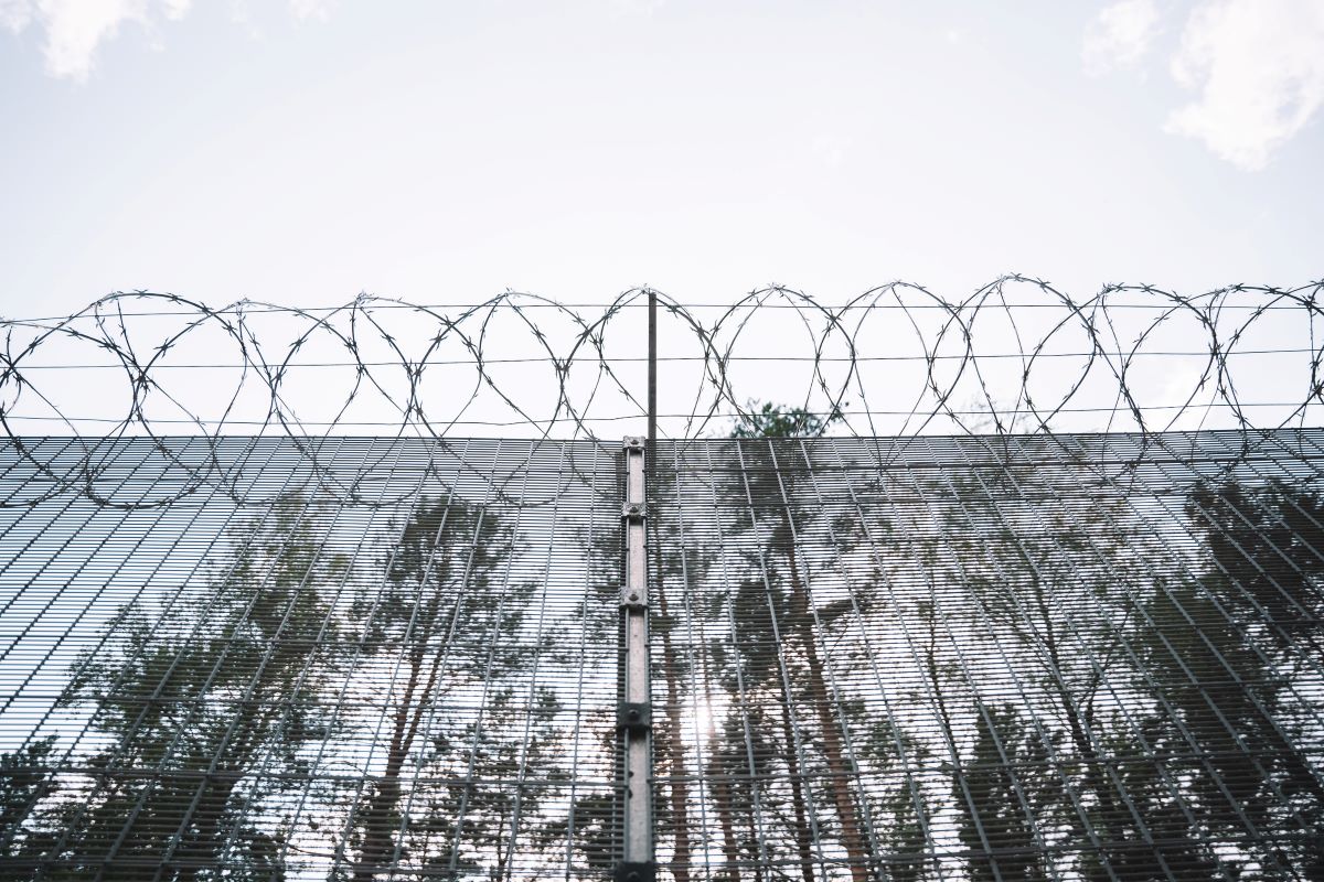 Žogu uz Latvijas–Krievijas robežas būvēs seši uzņēmumi