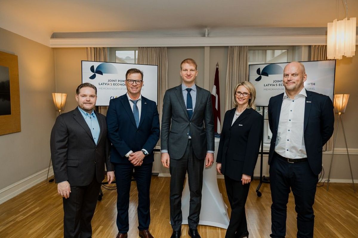 Parakstīts saprašanās memorands ceļā uz zaļā ūdeņraža ražotnes izveidi Liepājā