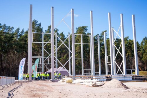 Ieliek pamatakmeni 50 MW šķeldas katlu mājai Salaspils novadā