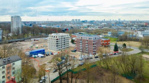 Projektā “Vītolu Parks” atzīmēti pirmo divu dzīvojamo ēku Spāru svētki