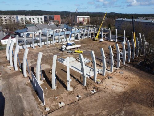 Tukumā turpinās jaunās sporta manēžas būvniecība