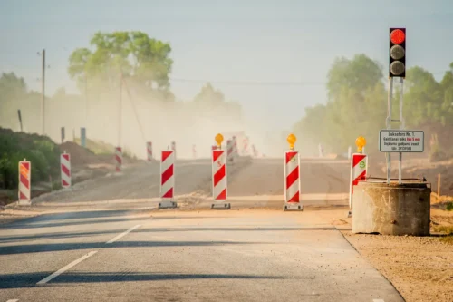 Būvdarbu sezona uz valsts autoceļiem turpinās 43 posmos