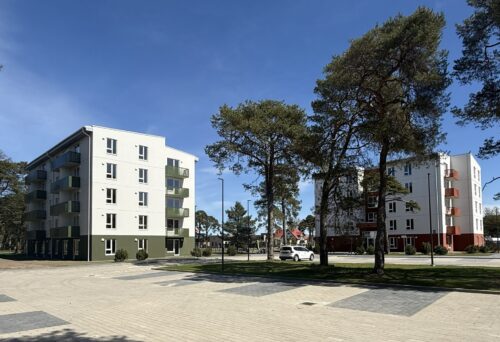 Atklātas jaunās daudzdzīvokļu mājas Ventspilī, Saules ielā 122