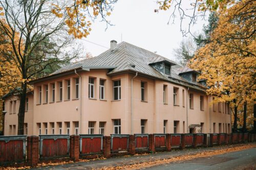 VNĪ atsavina namu Kapseļu ielā 18, Rīgā